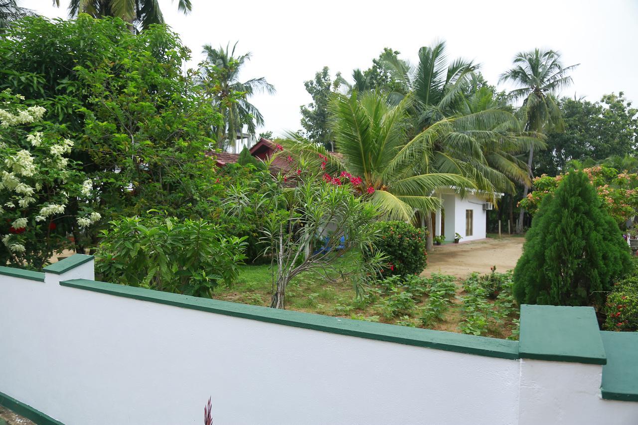 New Vilard Tissamaharama Extérieur photo